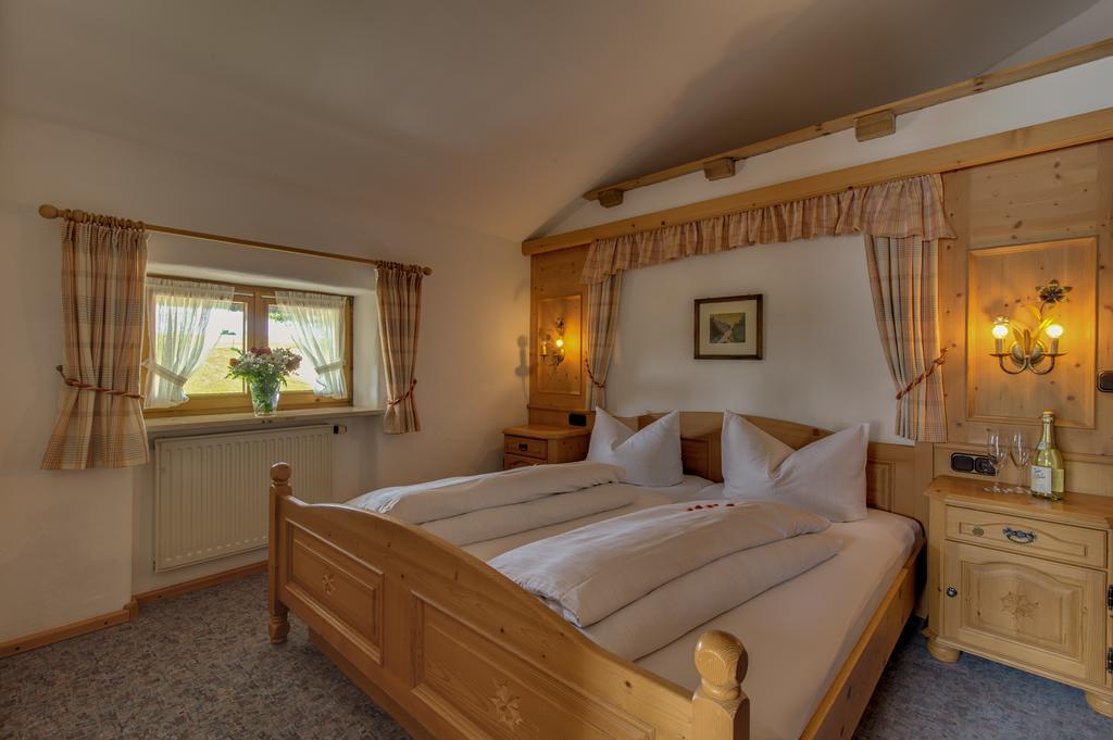 Parkhotel Living Bad Bayersoien Экстерьер фото