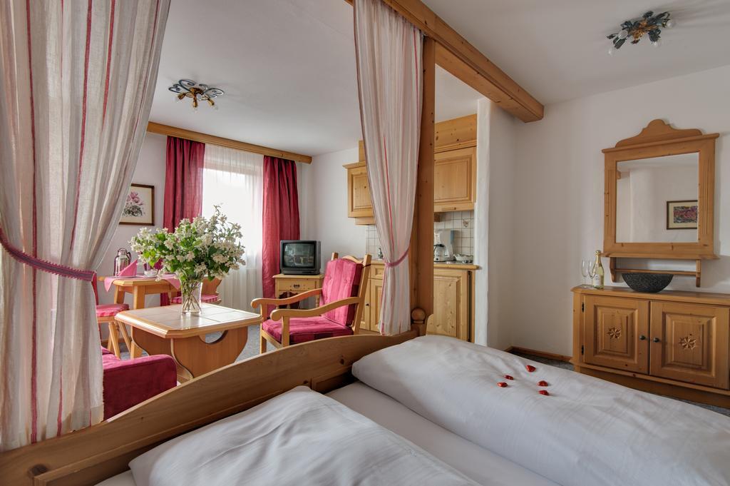 Parkhotel Living Bad Bayersoien Экстерьер фото