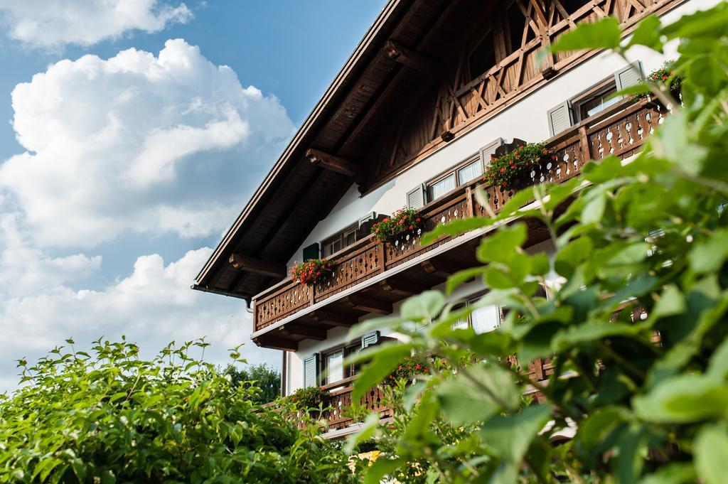 Parkhotel Living Bad Bayersoien Экстерьер фото